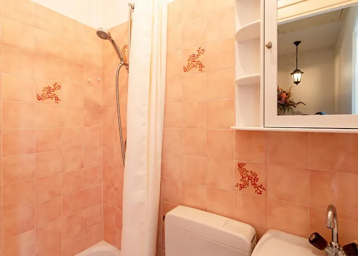 Gambetta By Interhome *