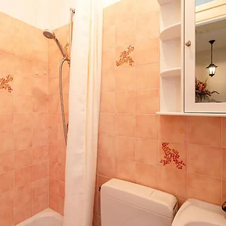 Gambetta By Interhome *